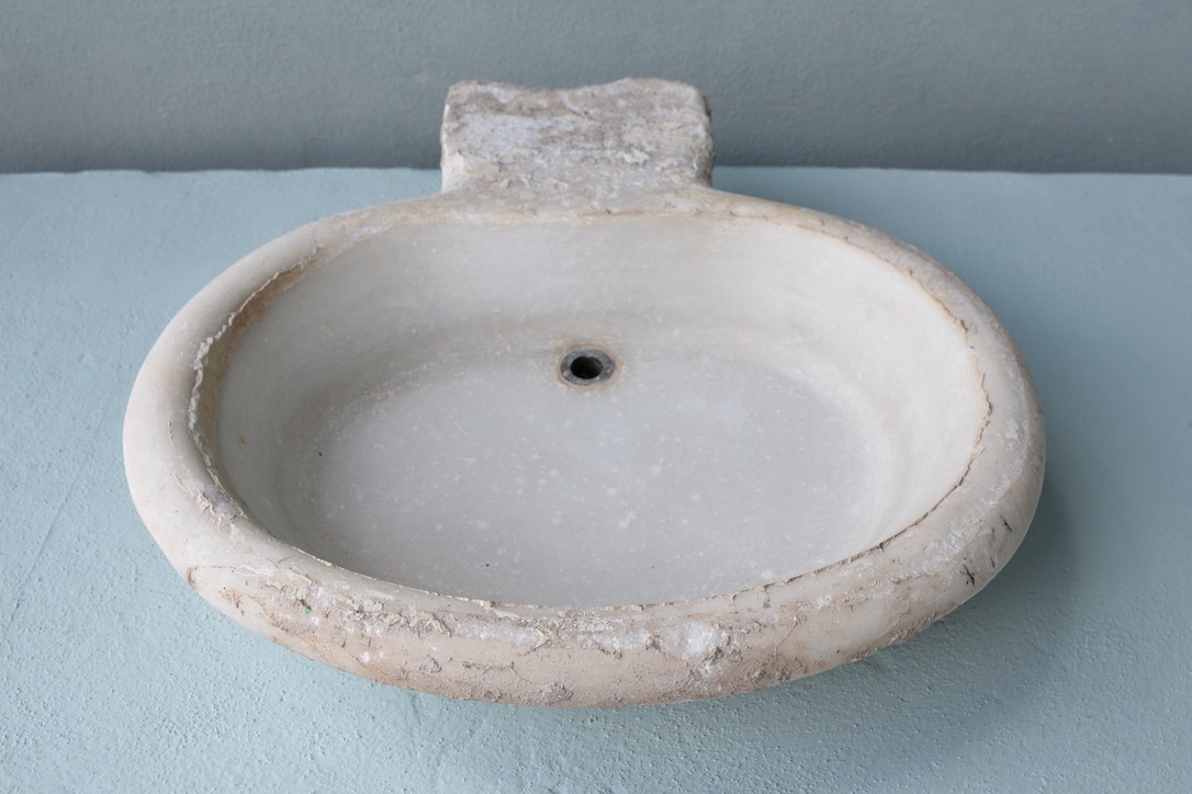 White Marble Sink/Baptismal Font - image 3