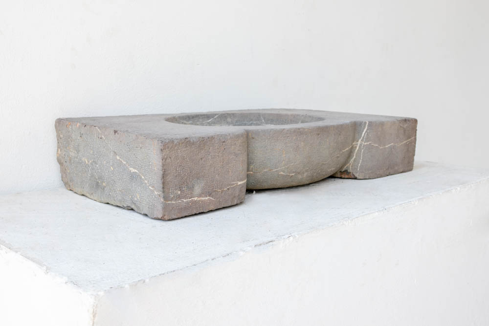 18th c Marble Evier from the South of France - image 2