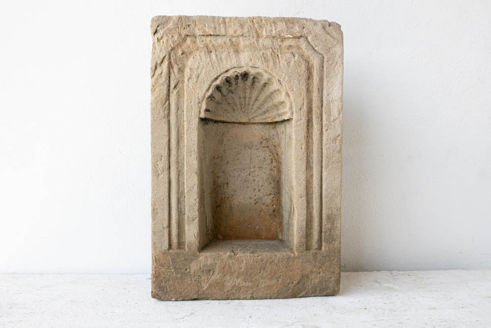 Small 18th c Stone Niche from a Maison de Ville in the Provencal Town of Apt - image 3