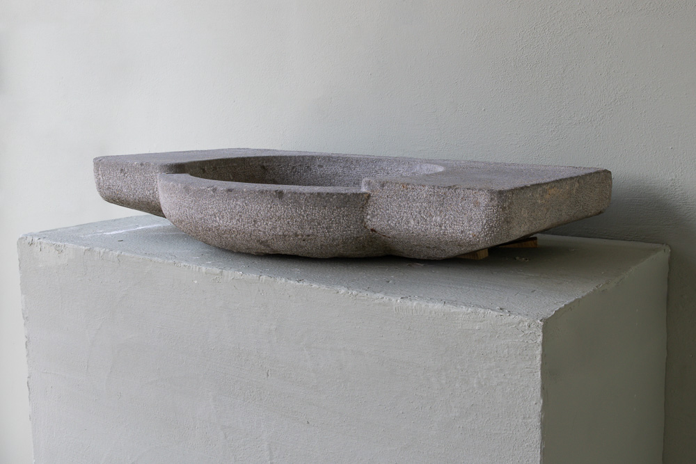 18th c. Evier from a village house in Sète, France - image 2