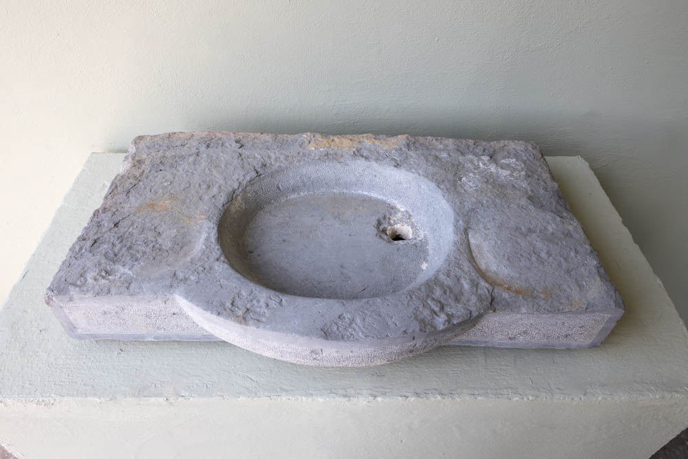 18th c. Evier from a Maison de Ville in Montpellier, France - image 2