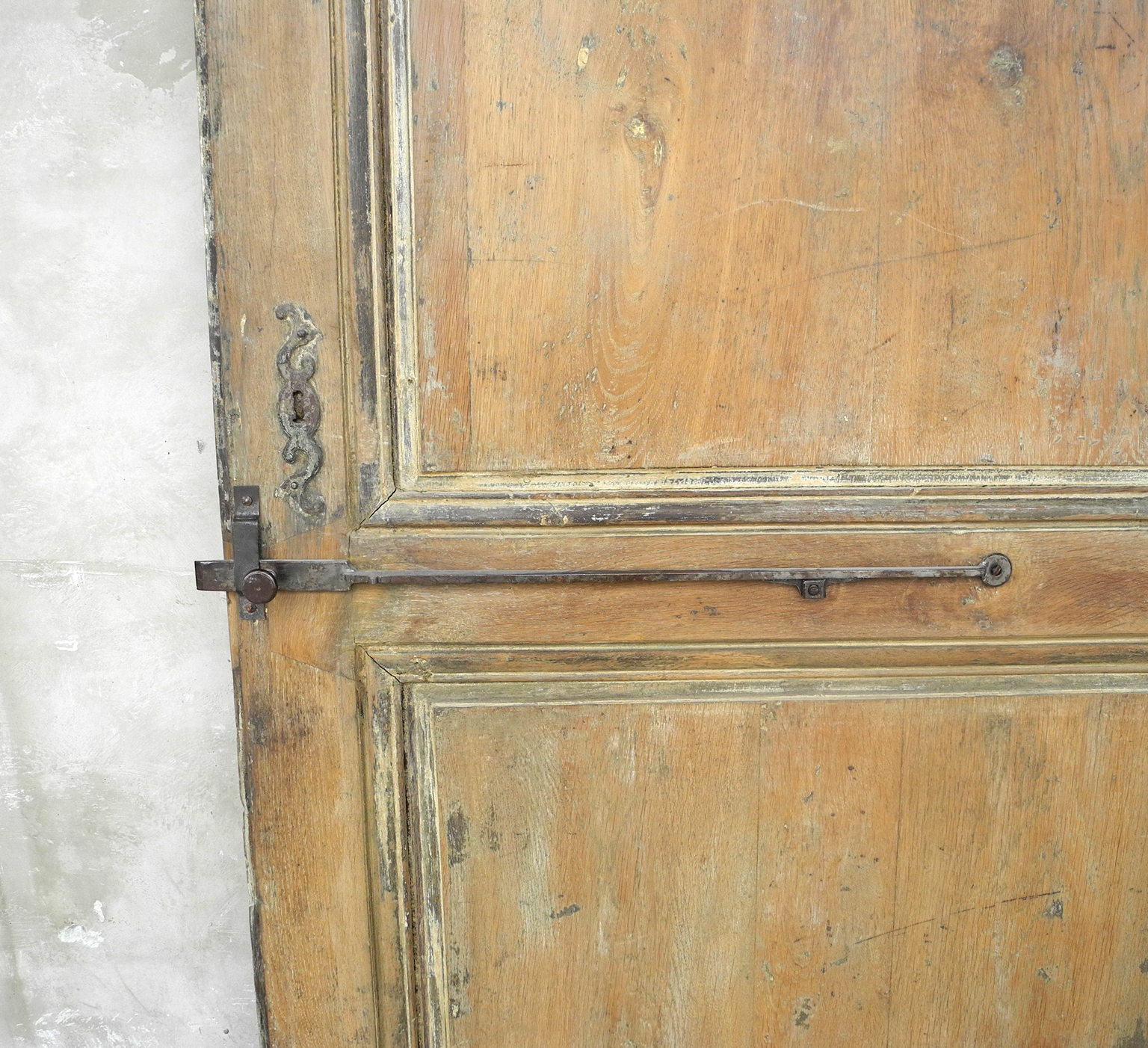 18th c. Regence Door from a Maison de Maitre in Bordeaux, France - image 3