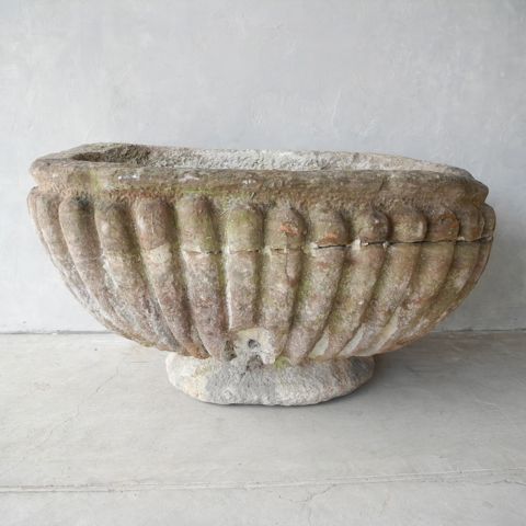 17th c. Fountain Basin from the Gardens of Chateau de Sanse in the French Town of Sainte Radegonde - image 4