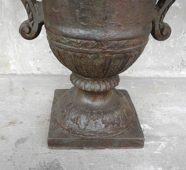 Pair of 19th c. Iron Urns - image 5