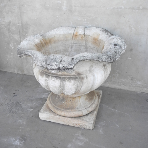 Antique Italian Urn circa 1950 - image 4