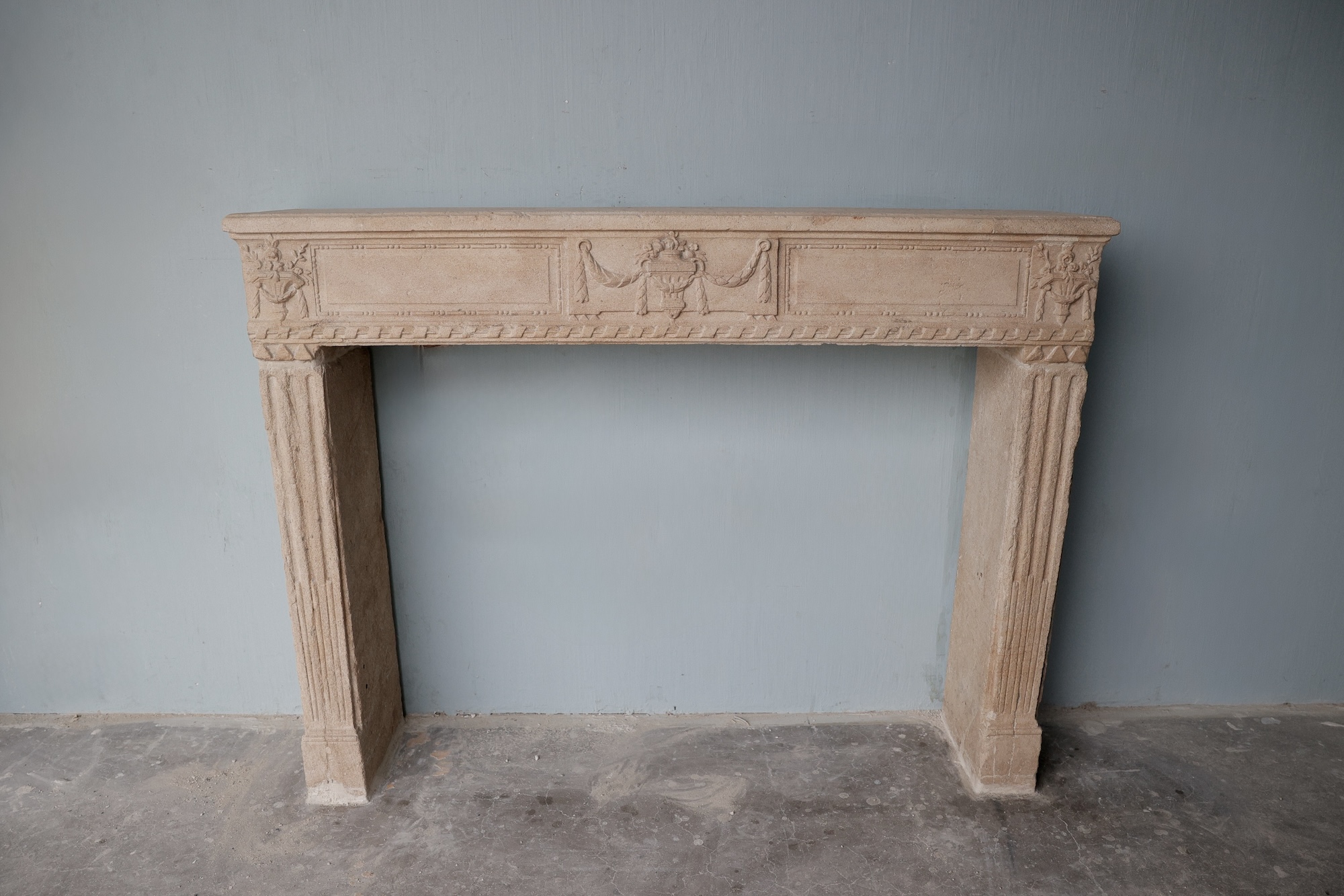 18th c. Cheminée from a Maison de Ville in Lyon, France