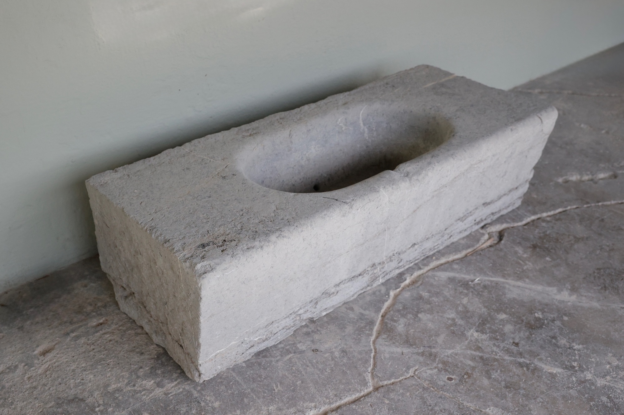 18th c. evier from a Maison de Ville in Beziers, France - image 3