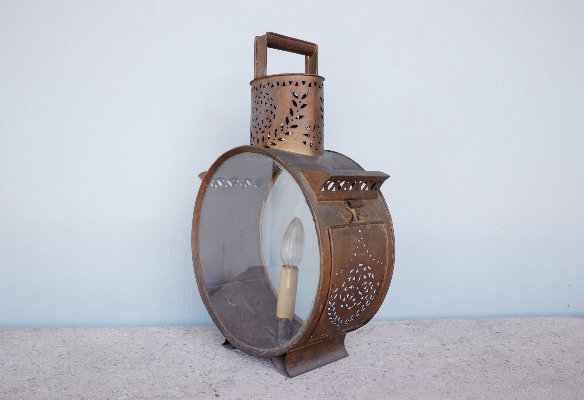 Reclaimed Lantern - image 3