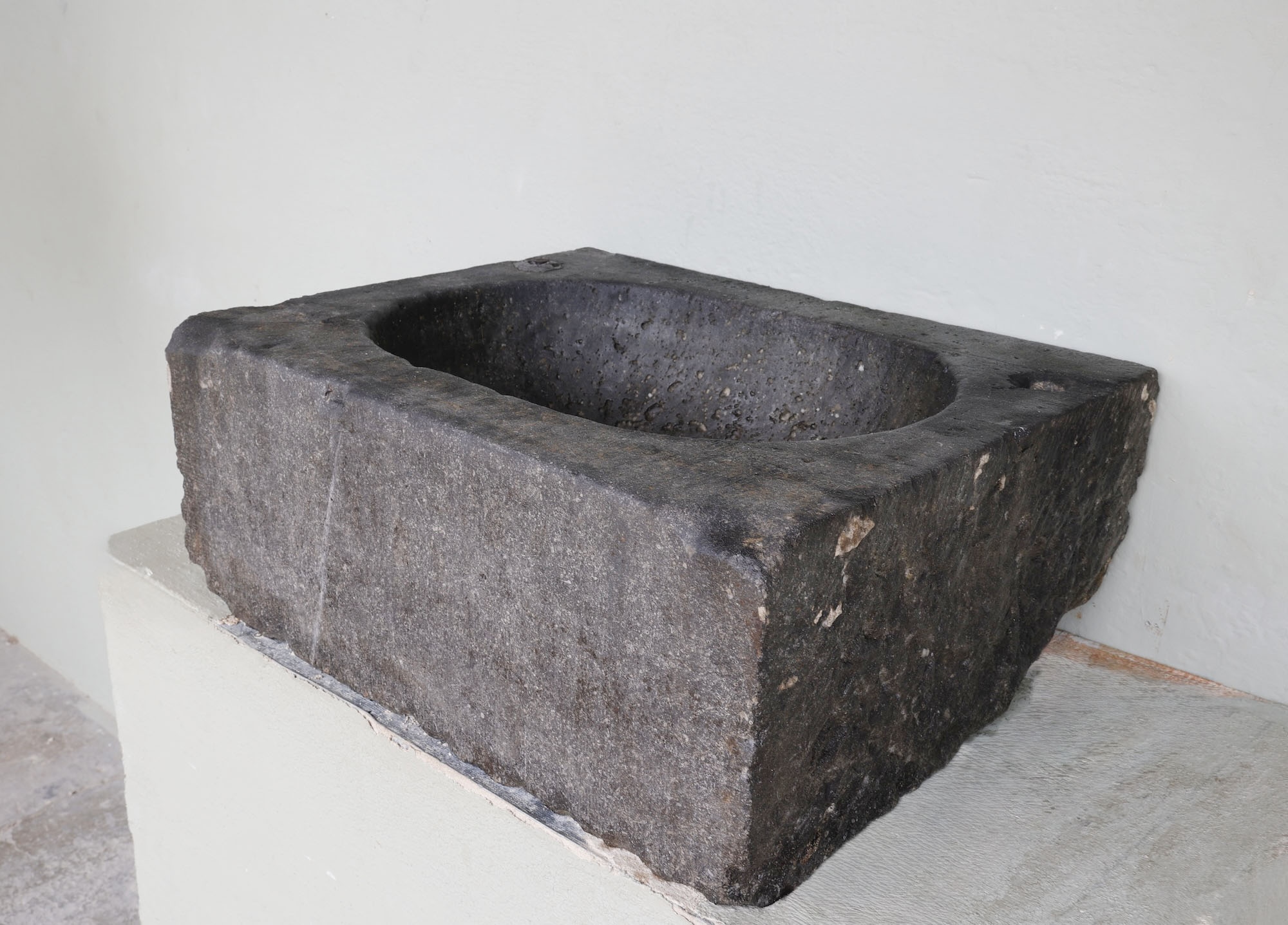 18th c. Evier from a Village House near Antwerp, Belgium - image 2