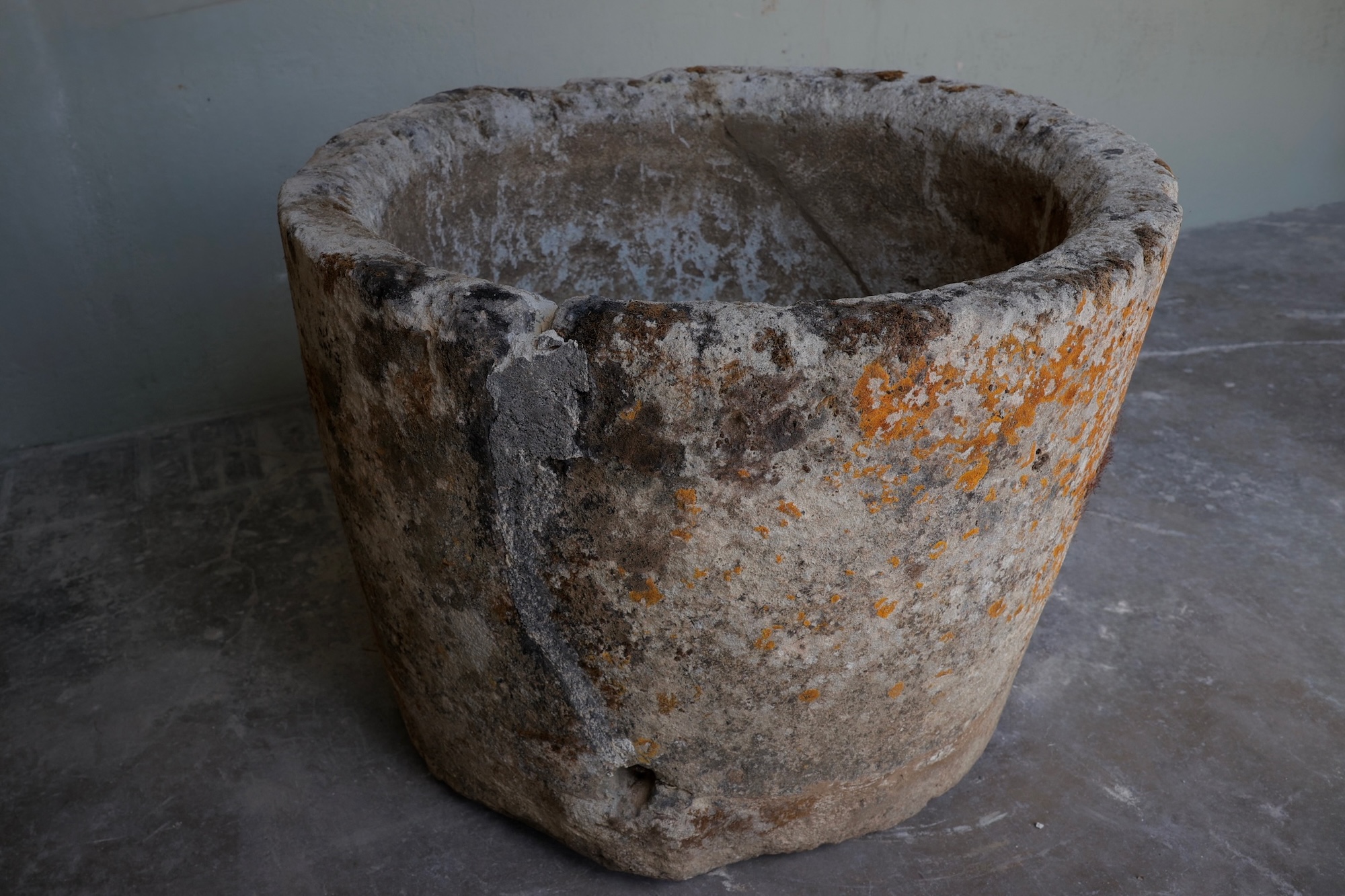 Antique Ponne from a property in Touraine region of France - image 2