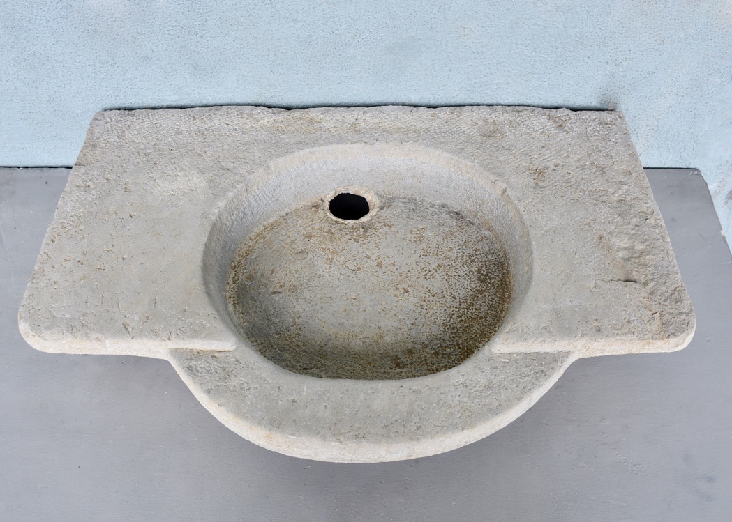 18th c. Evier sink a Maison de Ville in the French village  Sallèles-d'Aude - image 5