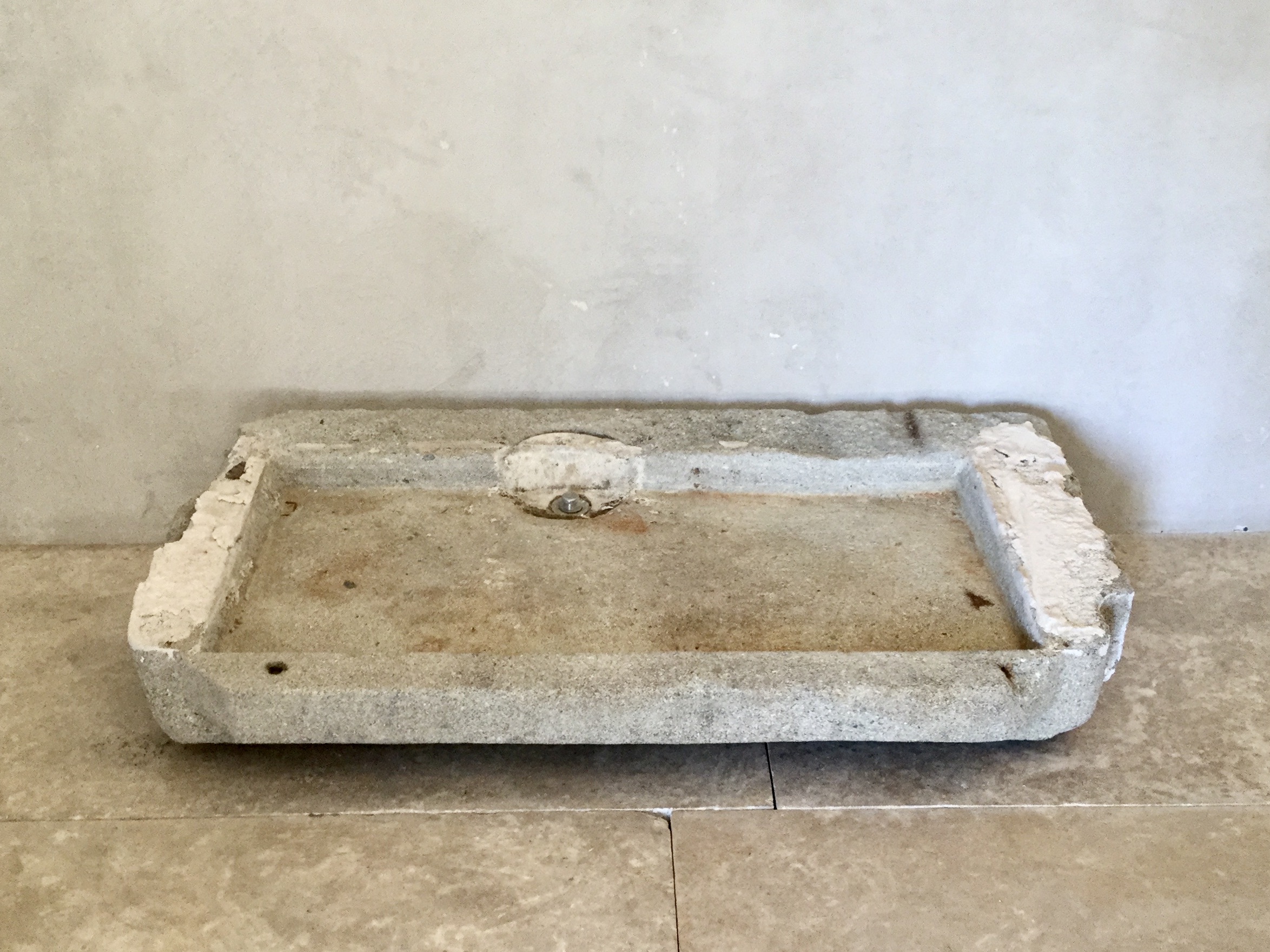 Reclaimed Stone Evier - image 2