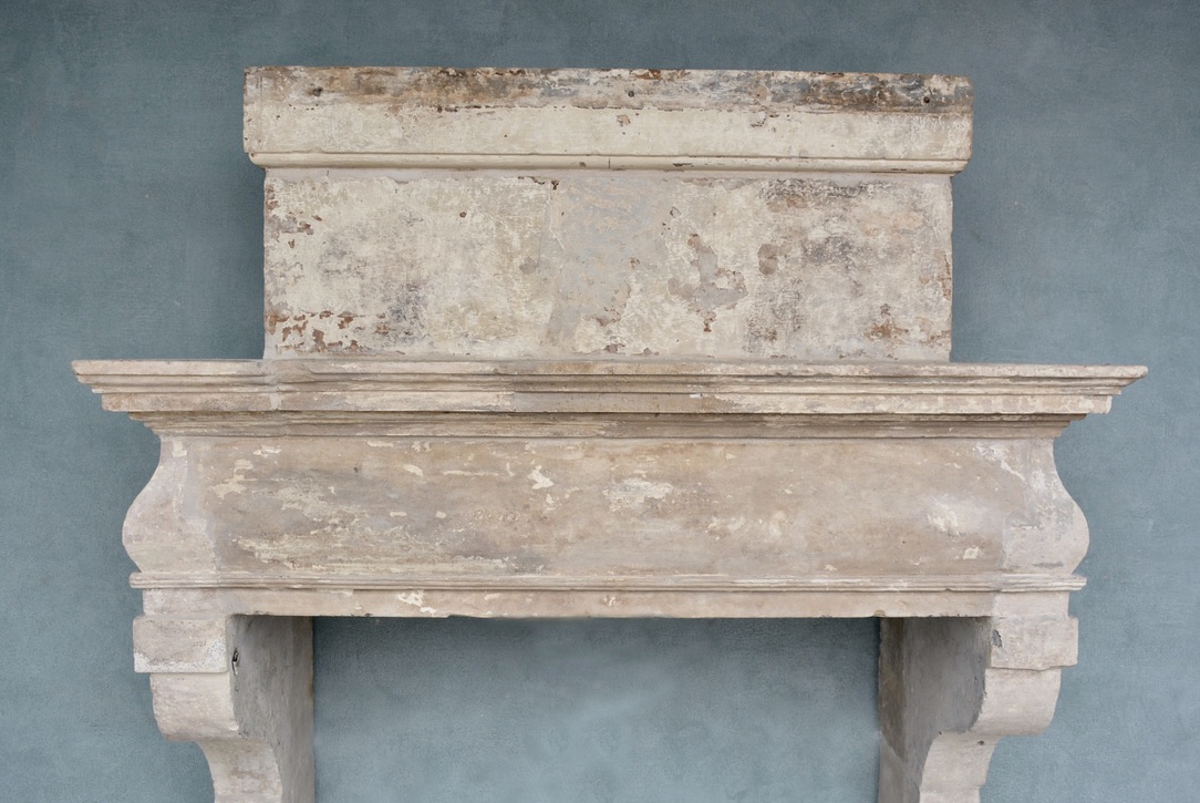 18th c. Cheminée from a Bastide near the Provencal town of Cavaillon, France - image 5