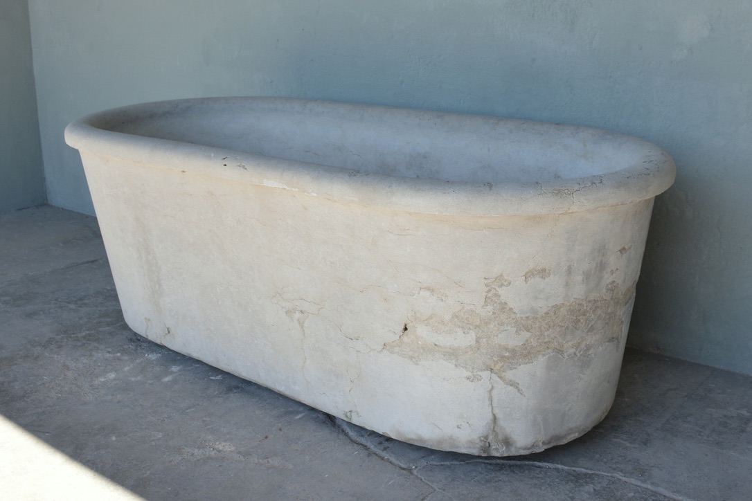 Late 18th c. Marble Bath For a Maison Particulaire in Paris