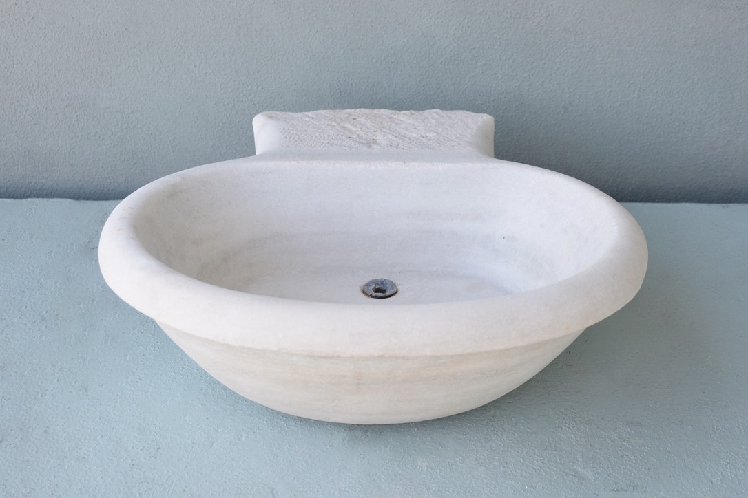 19th c. Spanish Marble Sink - image 2