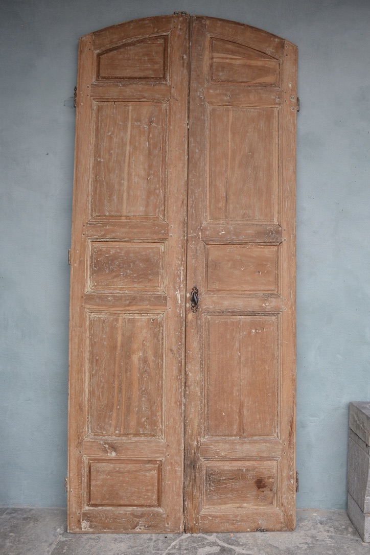 Pair of 18th c. Communication Doors from the Boiserie of a Maison Particulaire in Bordeaux