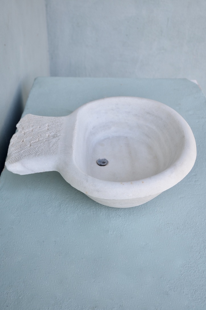 19th c. Spanish Marble Sink - image 6