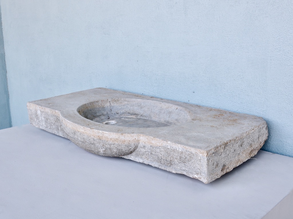 19th c. Evier from Vineyard House near Narbonne, France - image 2