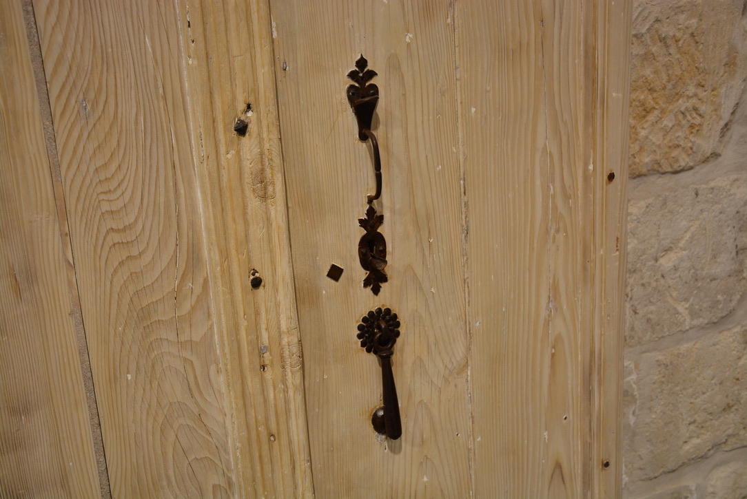 18th c. Provencal Porte Tierce - image 3