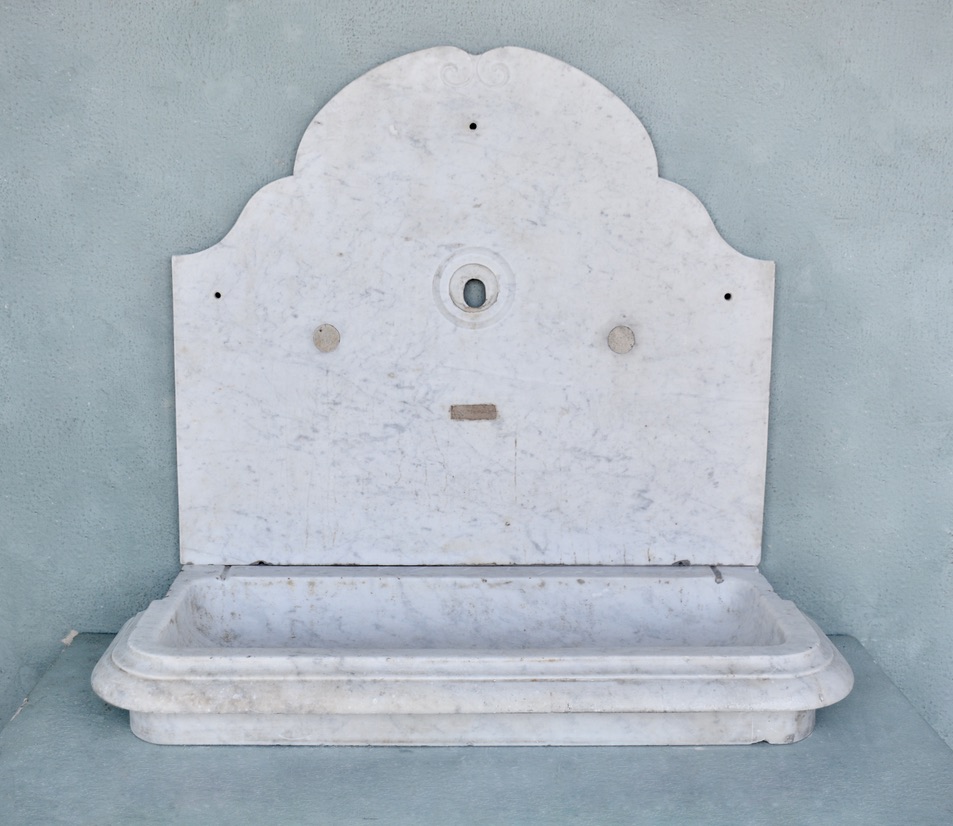 Late 18th c. French Marble Évier & Back from a Maison de Maître in Calais, France