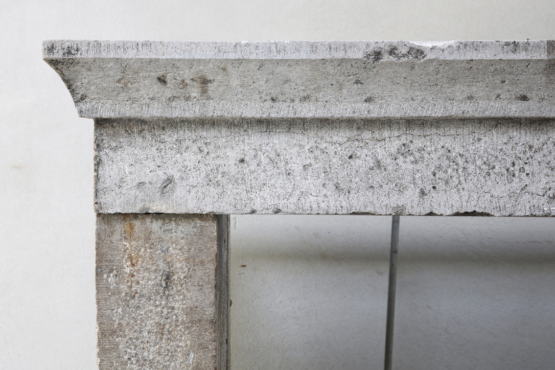 Early 19th c. Stone Cheminée from a Maison de Ville in Lille, France - image 3