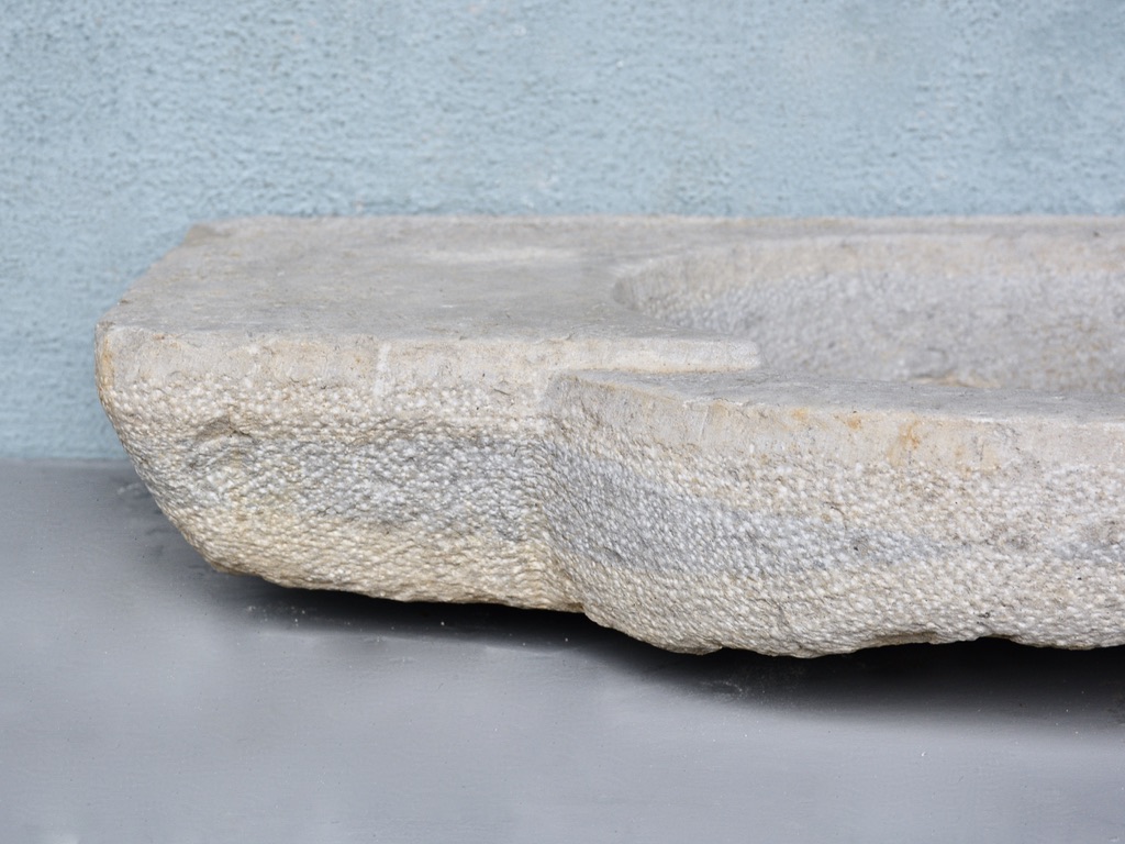 18th c. Evier sink a Maison de Ville in the French village  Sallèles-d'Aude - image 3