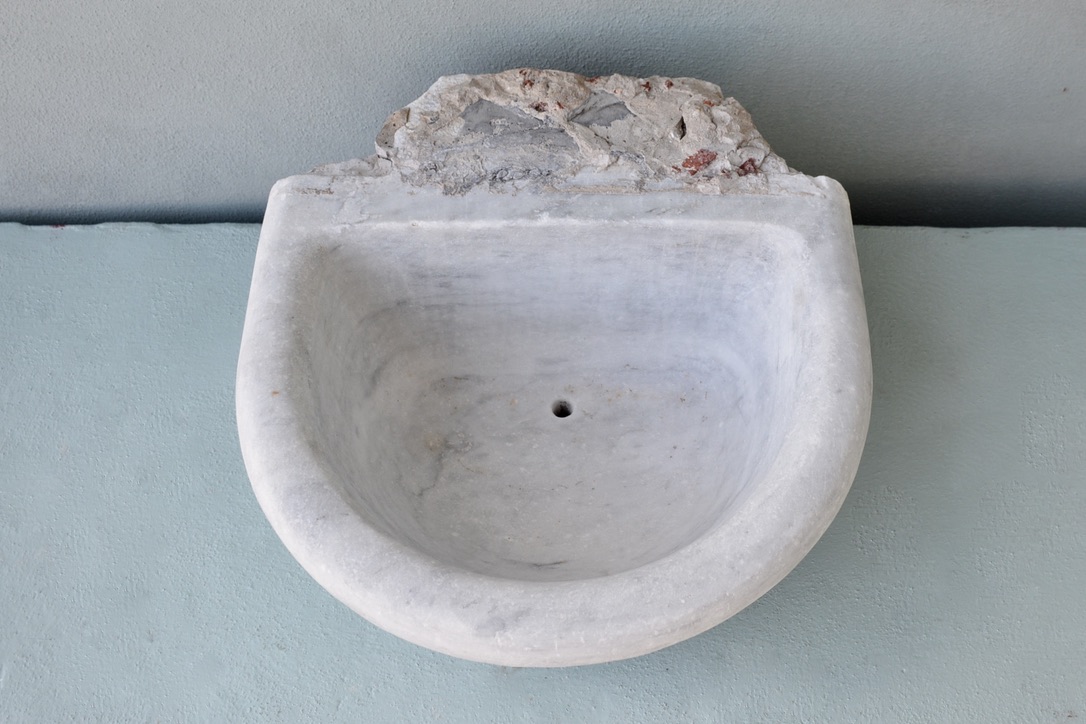 18th c. Italian Baptismal Font - image 3