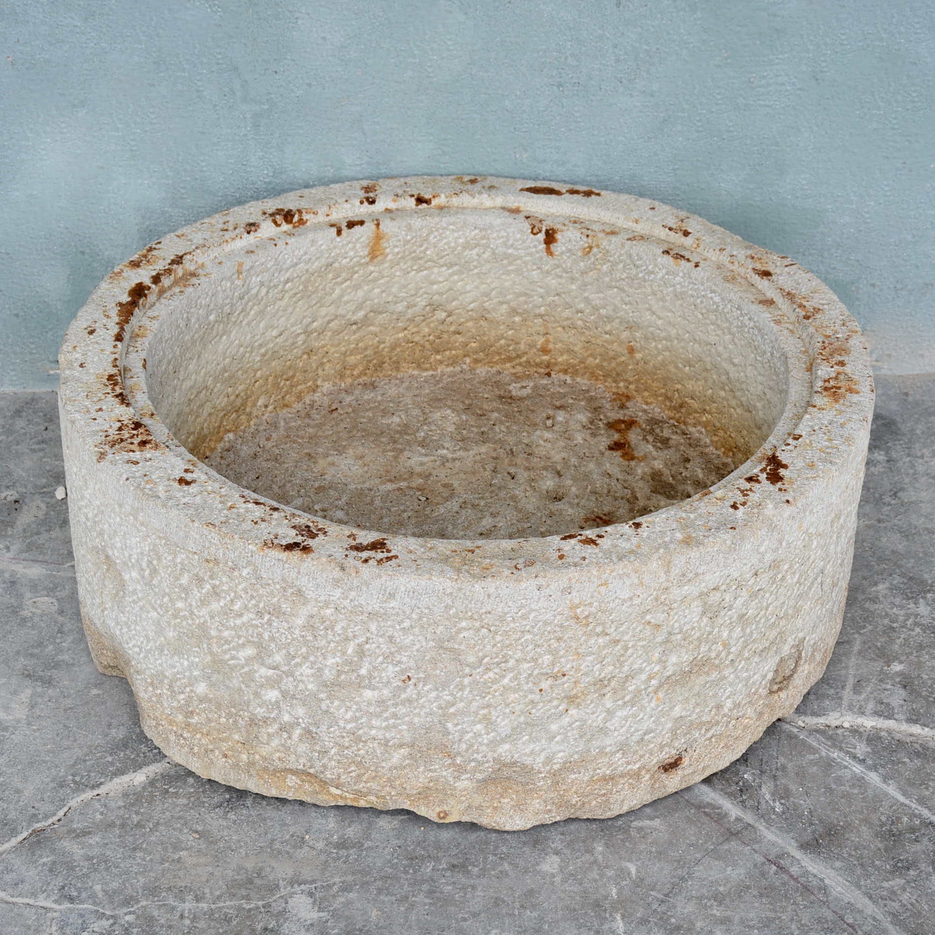 Antique Round Auge - image 2