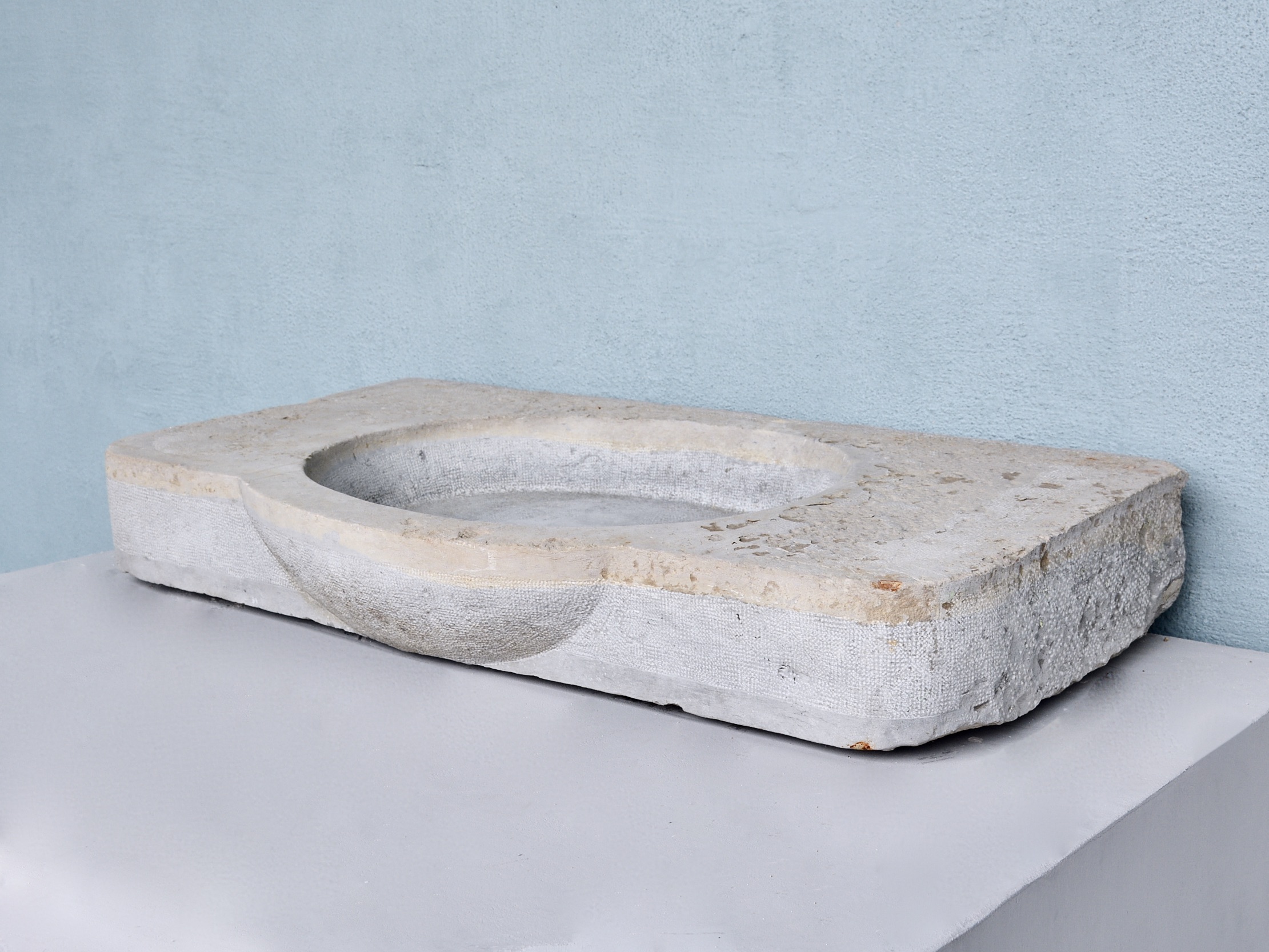18th c. Evier from a Maison de Ville in Cruzy, France - image 2