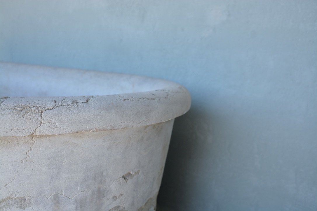 Late 18th c. Marble Bath For a Maison Particulaire in Paris - image 4