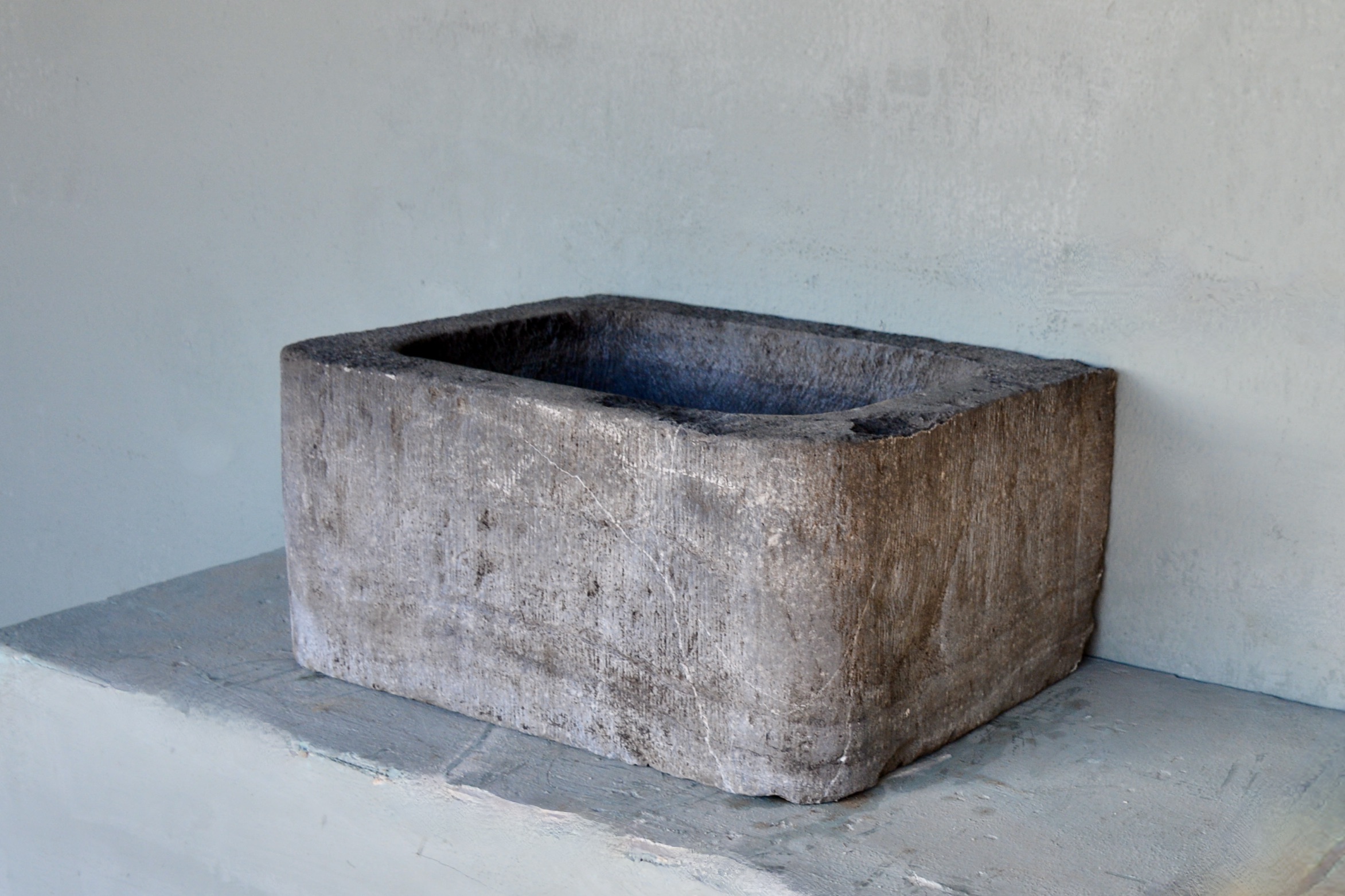 Antique Belgian Blue Stone Evier - image 4