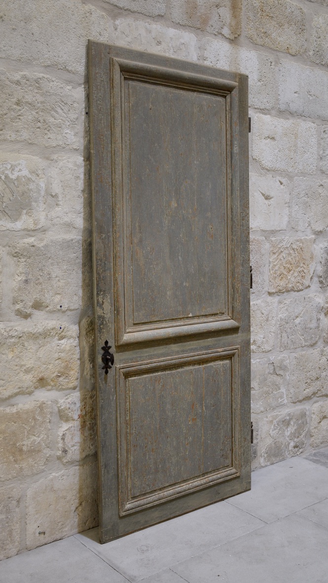 Early 19th c. Boiserie Door from a Maison de Ville in Lille, France - image 2