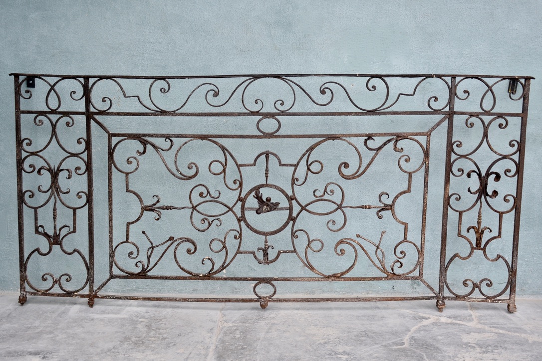 18th c. Hand Forged Iron Balcony