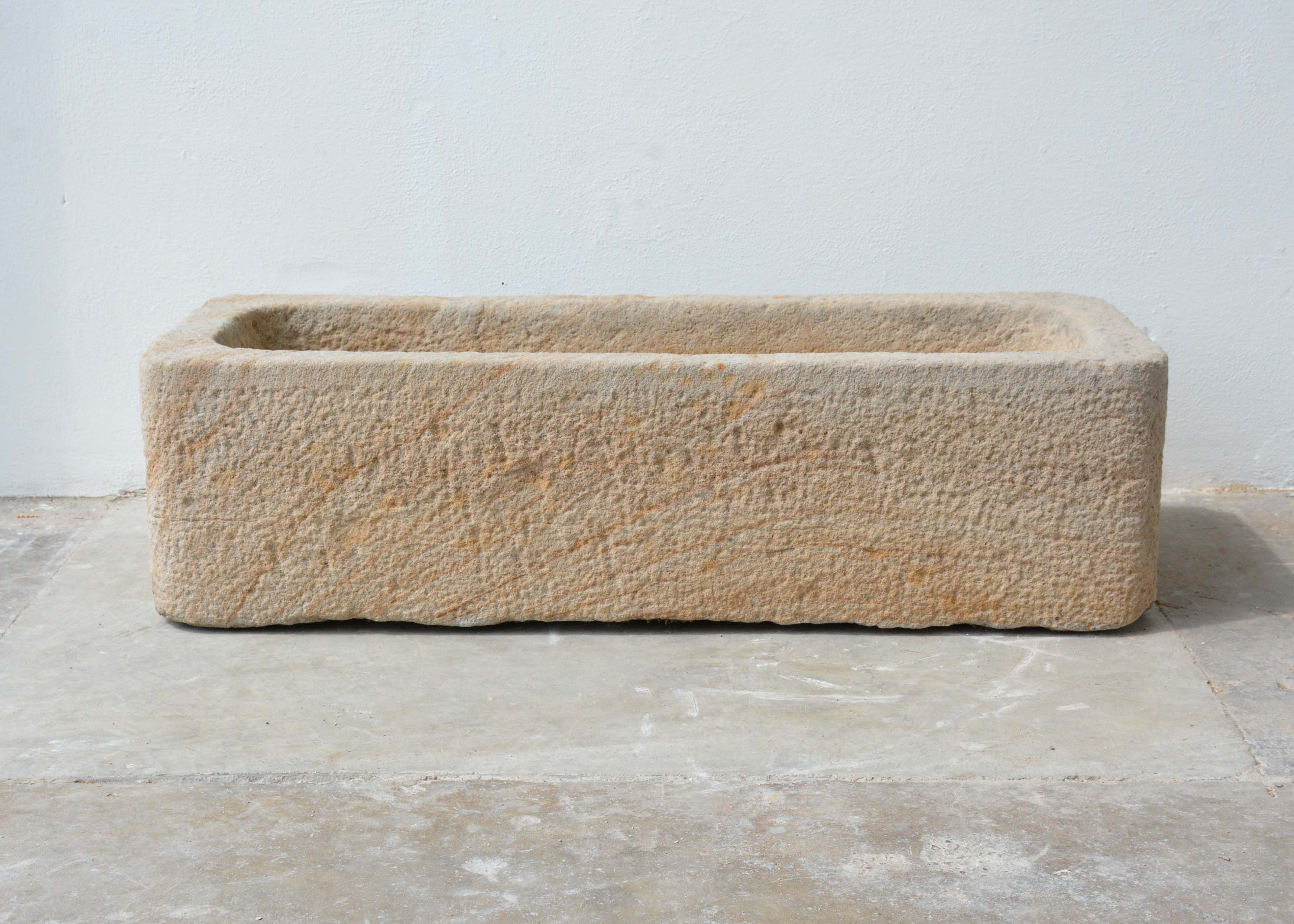 Antique Proveçal Auge
