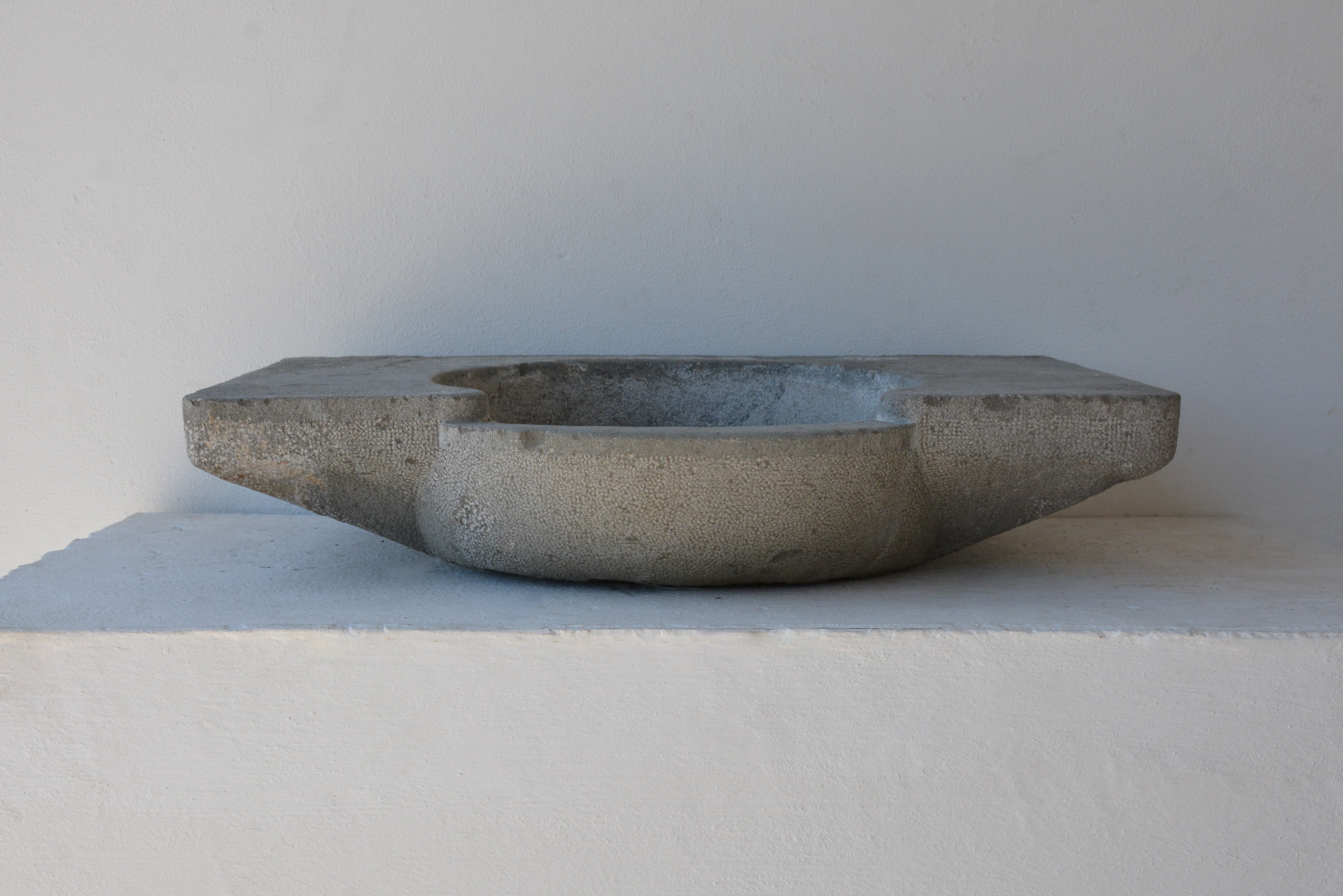 18th c Evier from a Village House in Bassan, a commune in Southern France - image 3