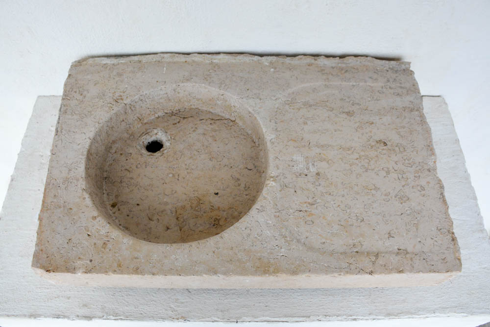 19th c Evier from a Maison de Ville in Tarascon, France - image 2