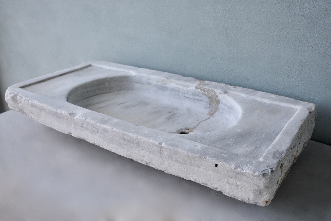 18th c. White Marble Sink - image 2