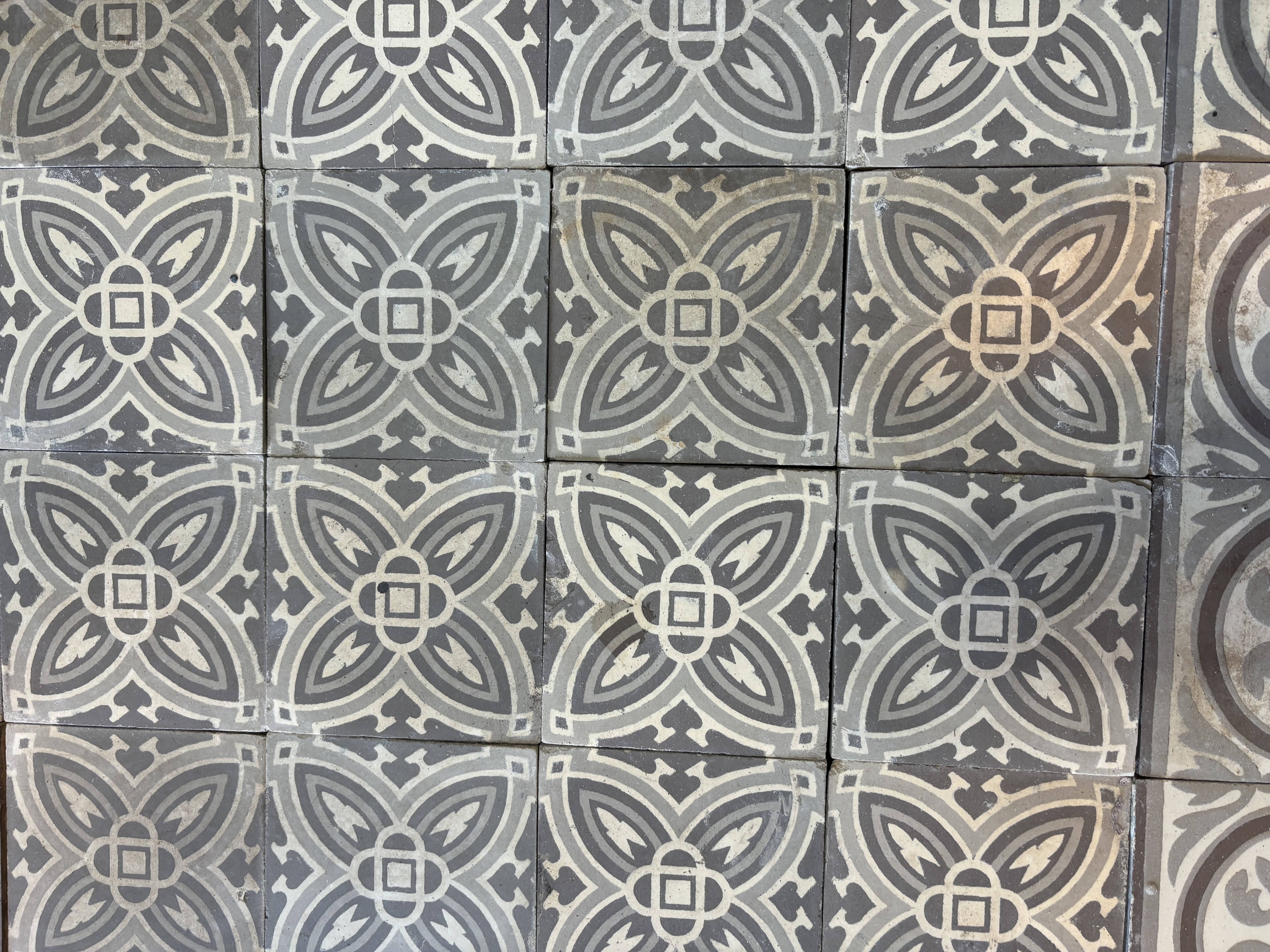 Ceramic Tile Center Frieze