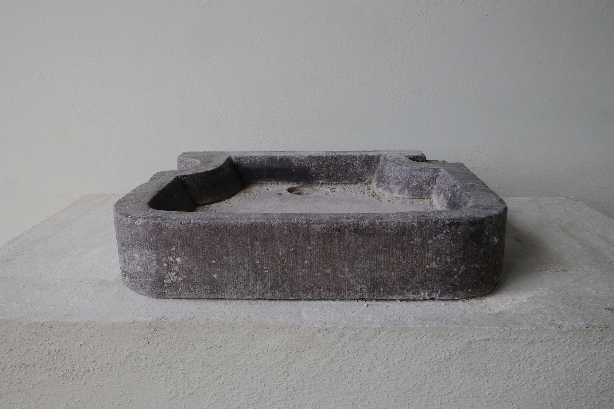 18th c. Sink of Belgium blue stone - image 2
