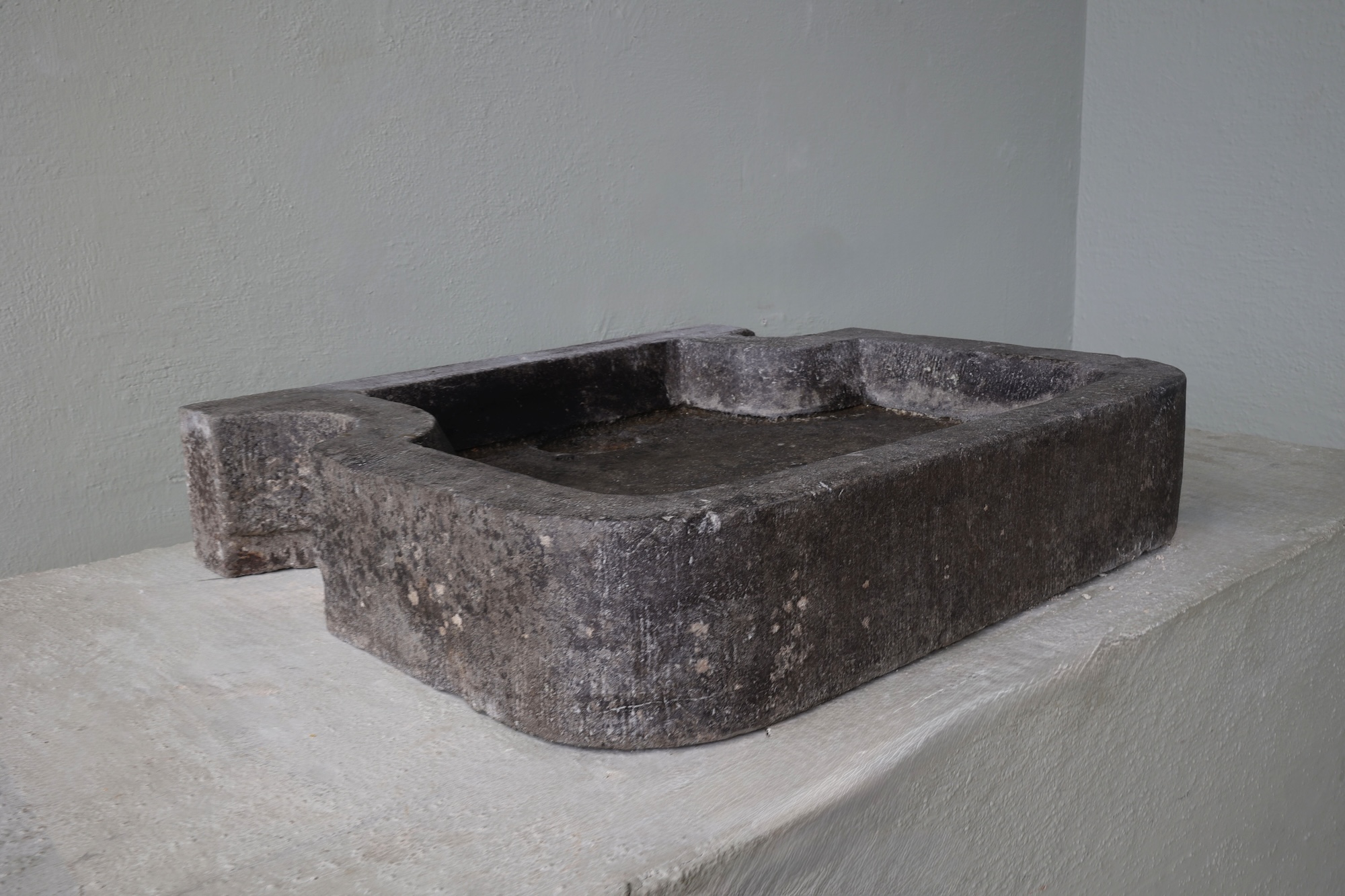 18th c. Sink of Belgium blue stone - image 3