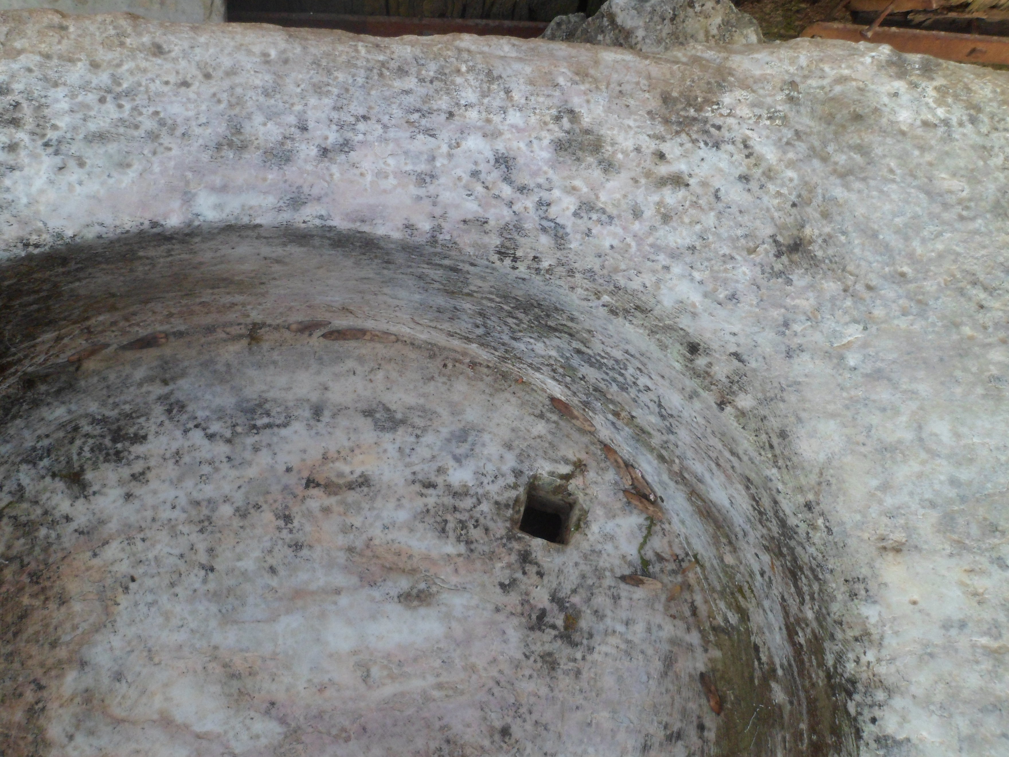 Reclaimed Sink - image 4