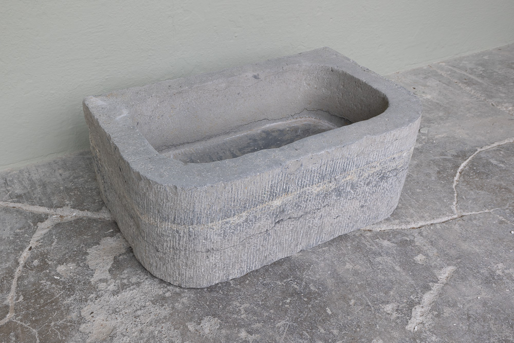 19th c Evier from a Maison de Ville near Bruxelles - image 3
