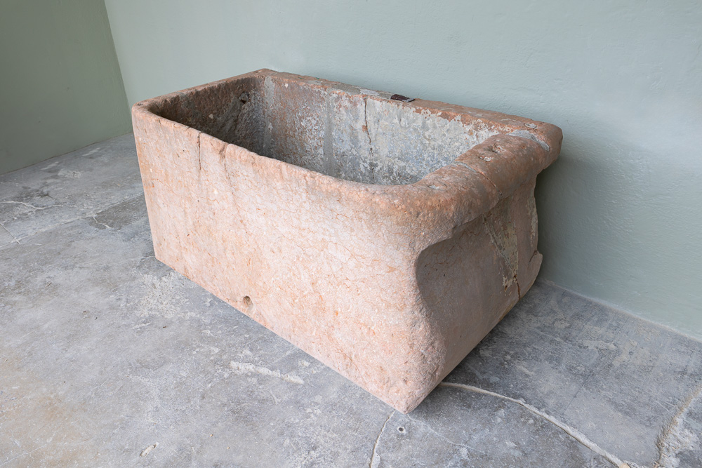 Large basin - image 3