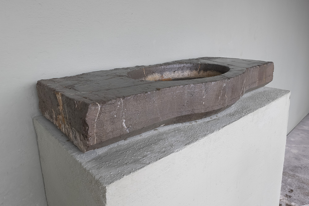 19th c Evier from a Domaine in the Narbonne region of France - image 3