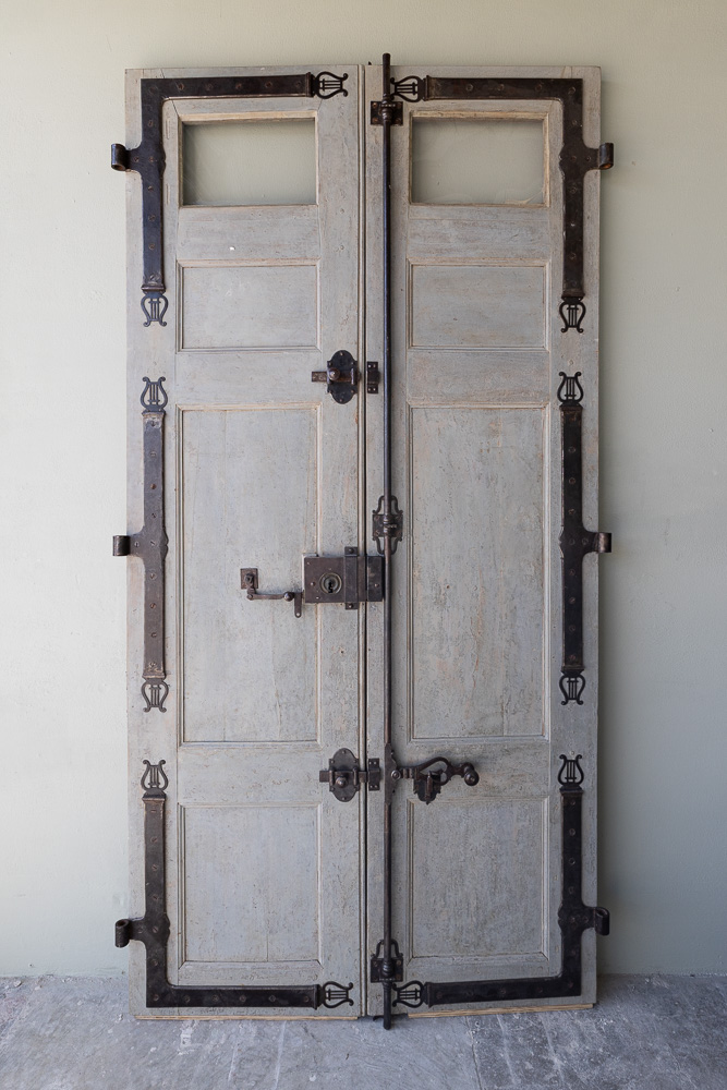 Pair 19th c Entrance Doors from a Maison de Ville in Tours, France - image 2