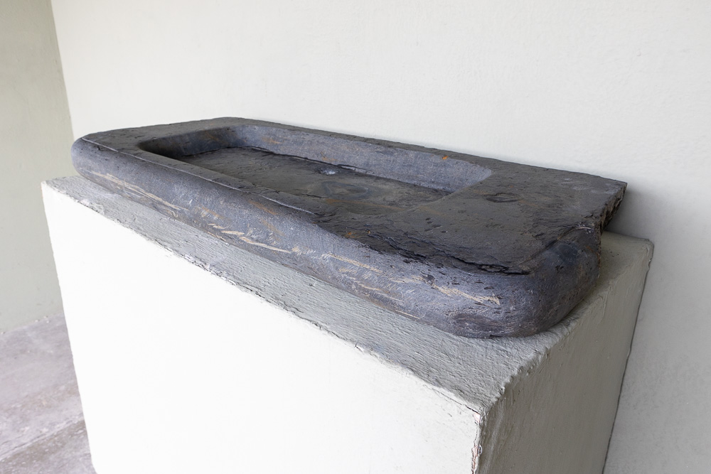 18th c Sink of Pierre de Flanders - image 4