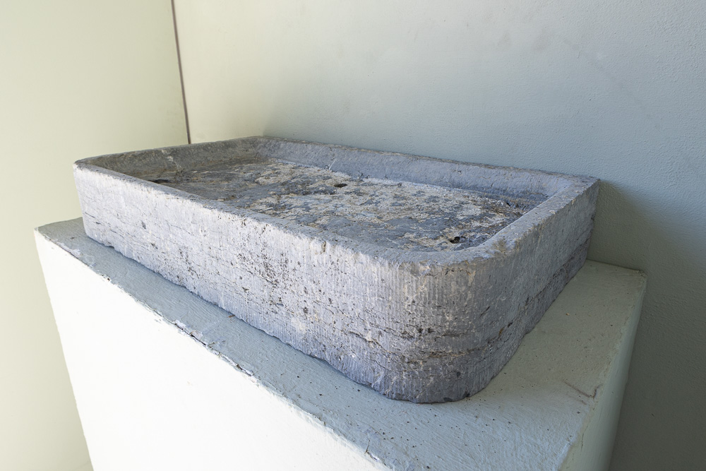 Reclaimed Belgian Blue Sink - image 4