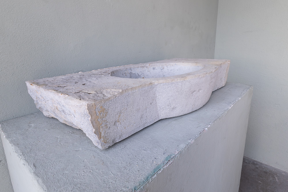 18th c Evier from a Maison de Ville in Pezenas, France - image 2