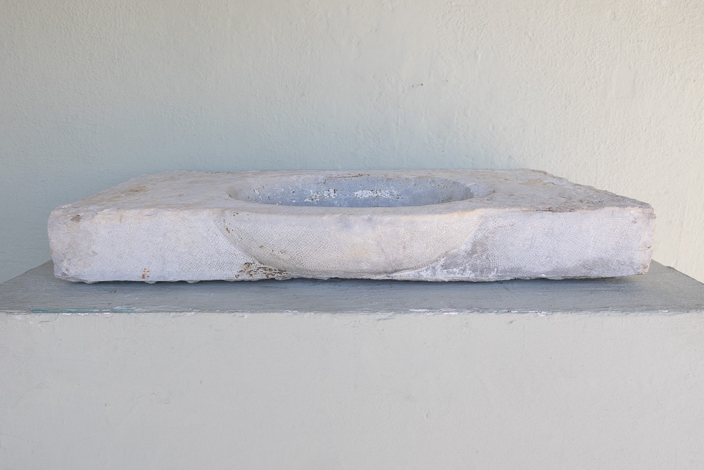 18th c Stone Evier from Montpellier, France - image 4