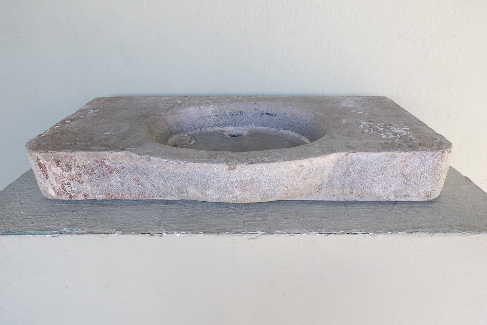 18th c Stone Provençal Evier